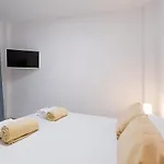 아파트 Edificio Korner Adeje 아데제